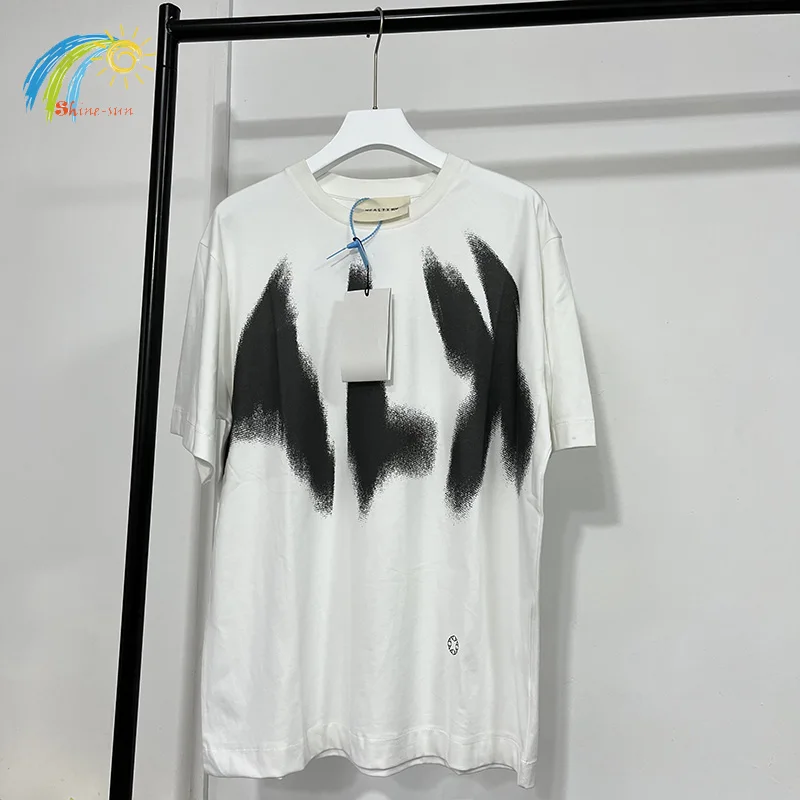 

2023 Summer Streetwear Graffiti Inkjet Logo ALYX 1017 9SM T-Shirt Men Women 1:1 ALYX Functional Short Sleeve Tee With Tags