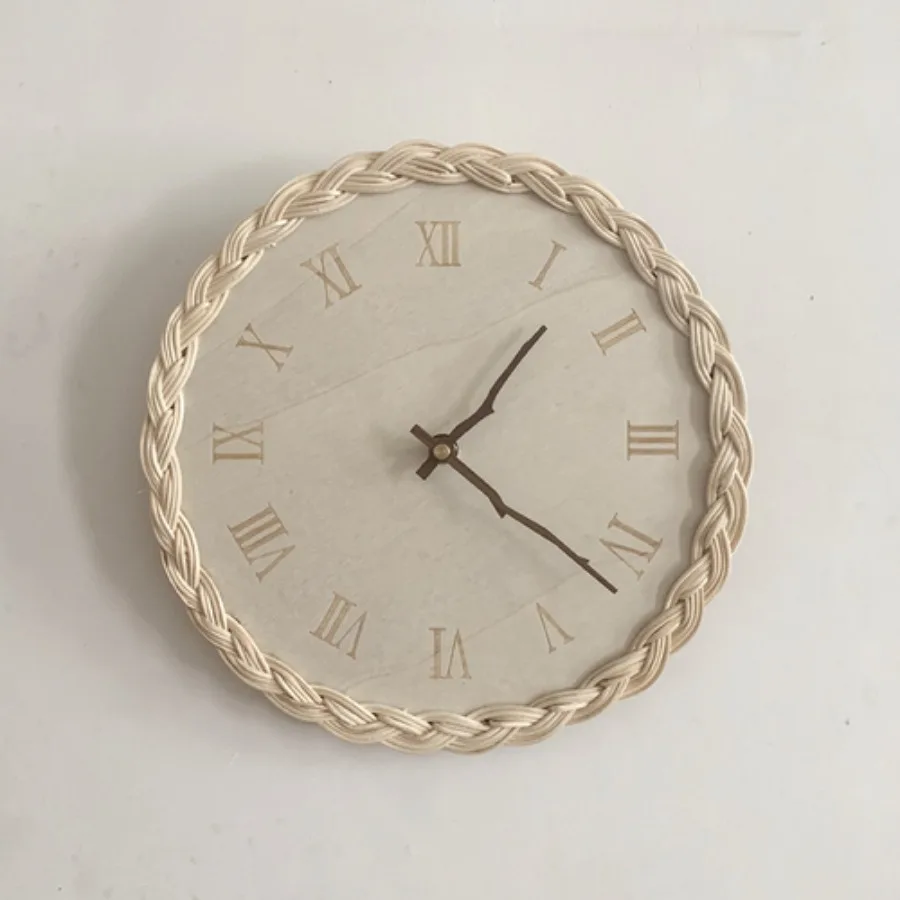 

Round Wooden Quiet Wall Clocks Minimalist Battery Operated Nordic Design Watche Living Room Reloj De Pared Home Decorating Items