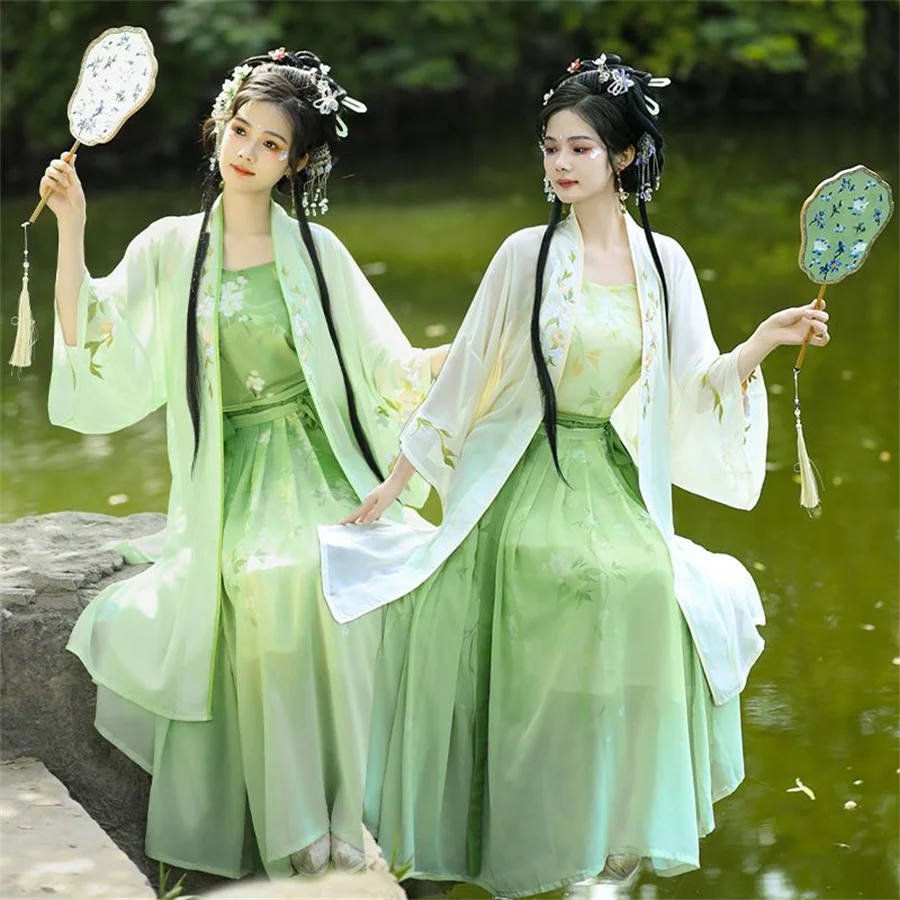 Ретро сказочное женское китайское платье ханьфу старинное винтажное цветочное