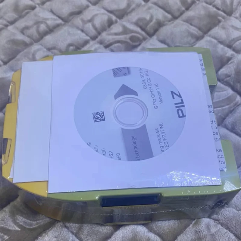 Новое и оригинальное реле безопасности Pi lz 772100 PNOZ m B0