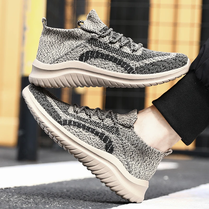 

2023 Men's Sports Shoes Soft Non-slip Running Breathable Light Walking Social Men