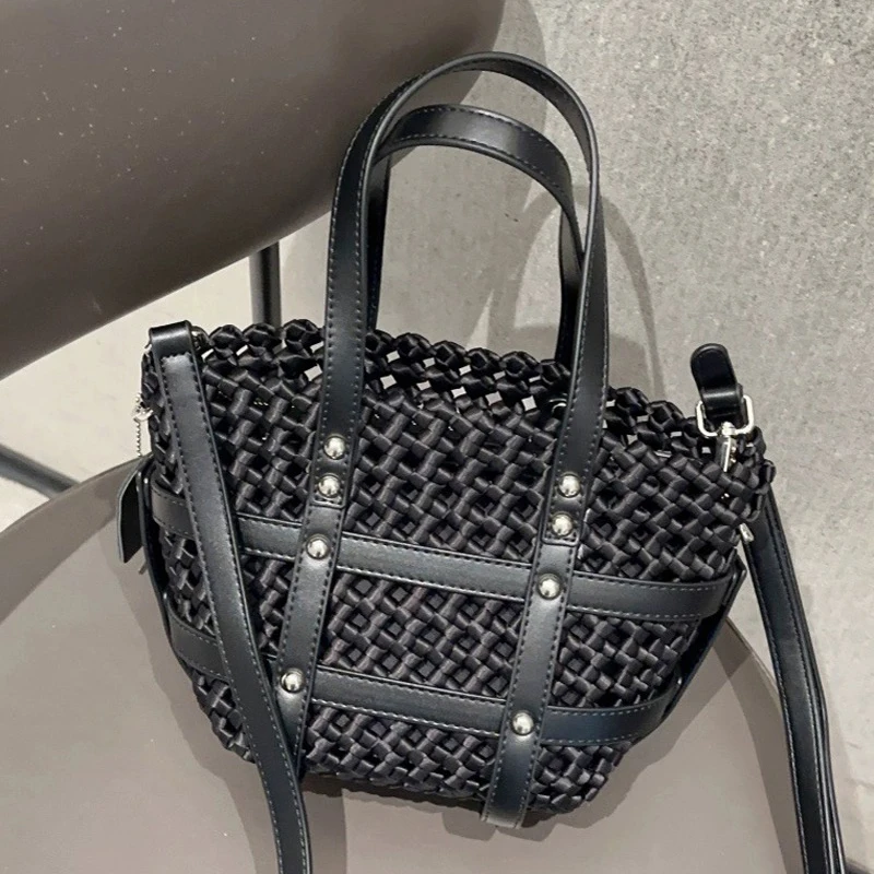 

Vintage Hollow Out Tote Bags For Women Luxury Designer Handbags Purses 2023 New In Nylon Weave Rivet With Inner Pocket Shoulder