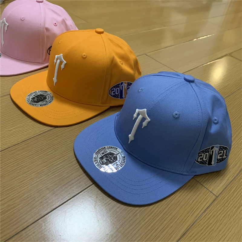 

2022 New Fashion Top Quality White Letter Embroidery Women Men Baseball Caps Summer Trapstar Script Hat Sun Hat For Women Men