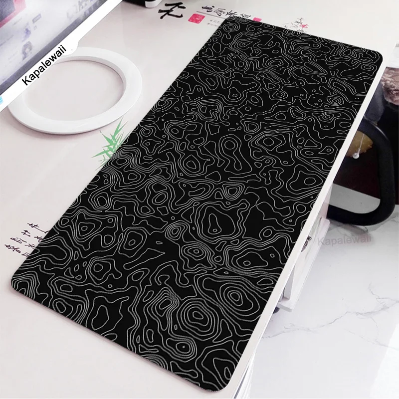 

Black and White Desk Mat Gaming Mouse Pad Large Mousepad Gamer PC Accessories XXL Computer Keyboard DeskPad Anime Mouse Mat Run