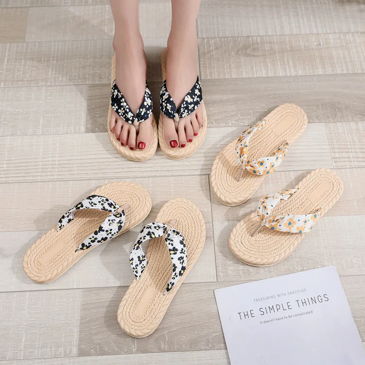 

Fashion WoMen's Flip Flops Women 2022 Summer Shoe Luxury Designer WoMen's Slippers Open-toe Slippers Flat Beach Outdoor Slippers