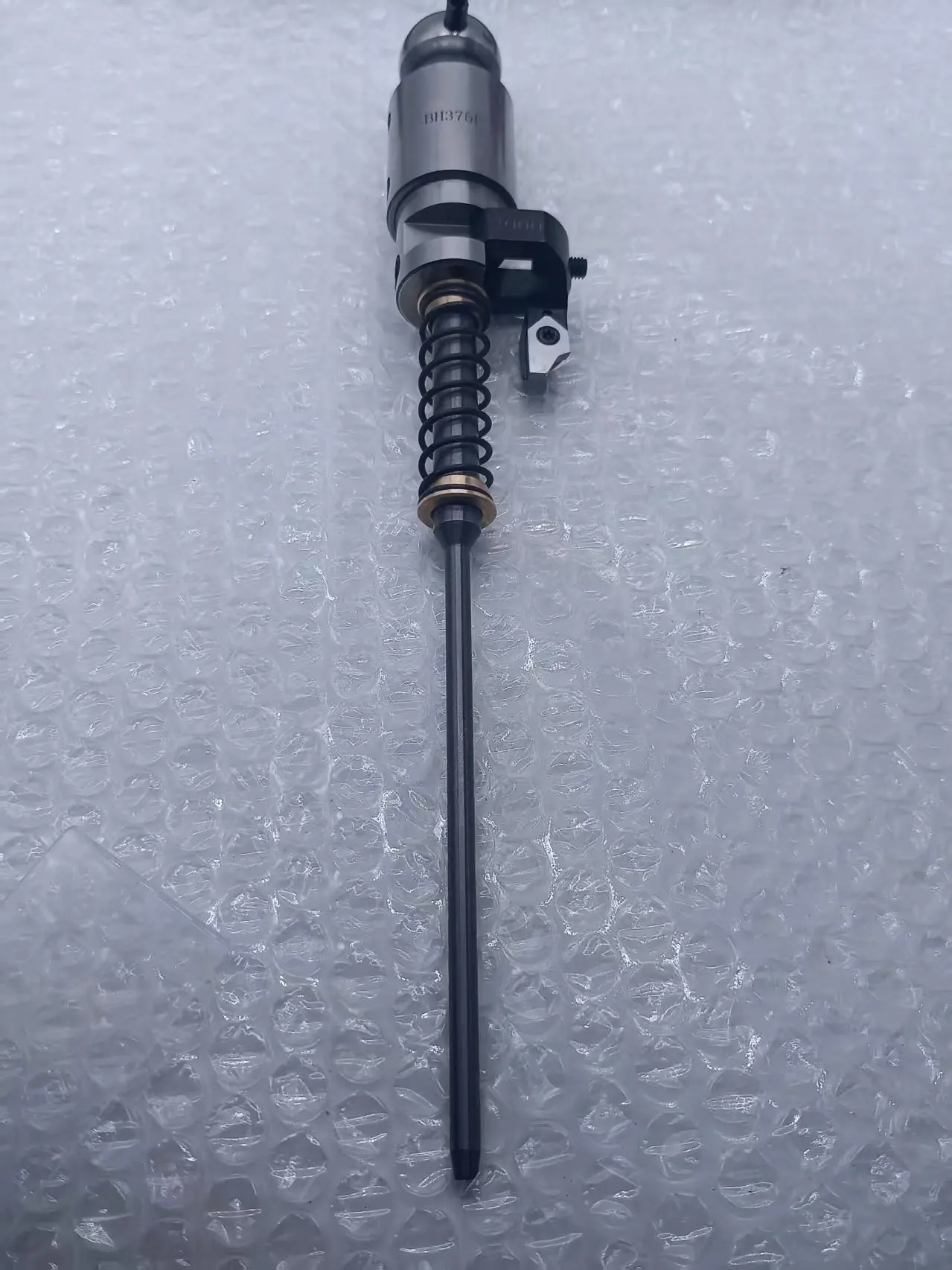 

BH375F Шаровая головка, хвостовик 9,52 мм, направляющая твердосплавного клапана, пилотная отскок, пружина, уровень 45, 30 градусов, режущее лезвие 2000 2001 2002, держатель наконечника