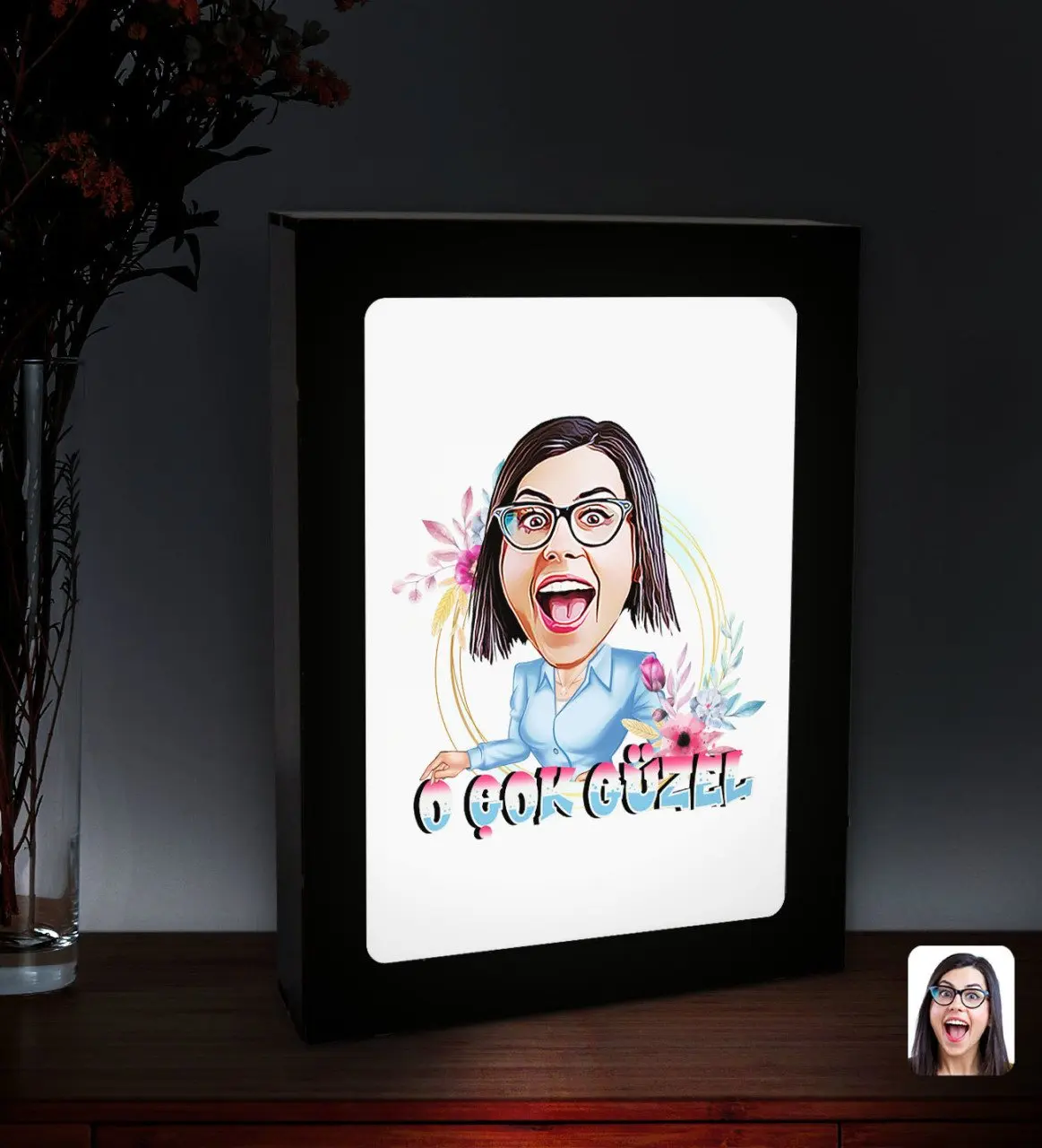 

Сделанная на заказ очень красивая карикатура со светодиодной подсветкой деревянная картина Çerçevesi-1