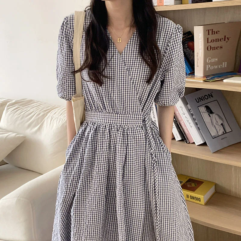 

Новинка 2022, весеннее женское платье Korobov, платья с квадратным вырезом и рукавом фонарик, корейские Бархатные женские платья с высокой талией