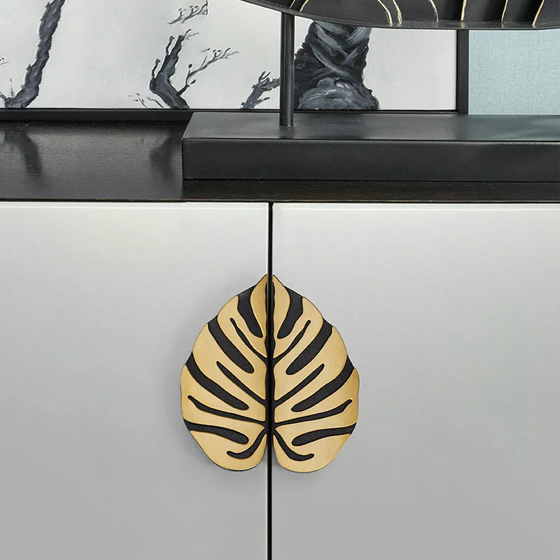 Luxury Black Gold Leaves Creative Cabinet Pulls Drawer Knobs Leaf Handle Wardrobe Kitchen Door Handles for Furniture Handles images - 6
