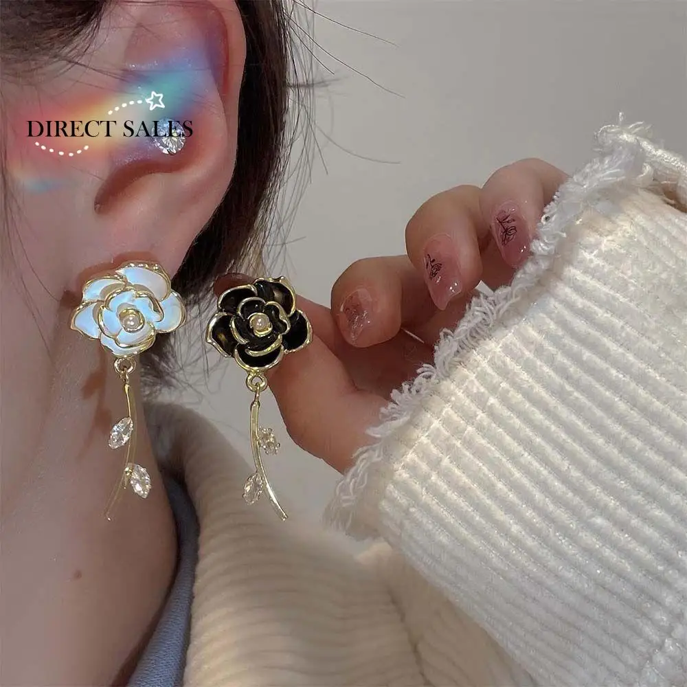 

Romantic French Camellia Flower Rhinestone Earrings Floral Drop Earrings For Women Bride Ear Studs Wedding Jewelry Accessories
