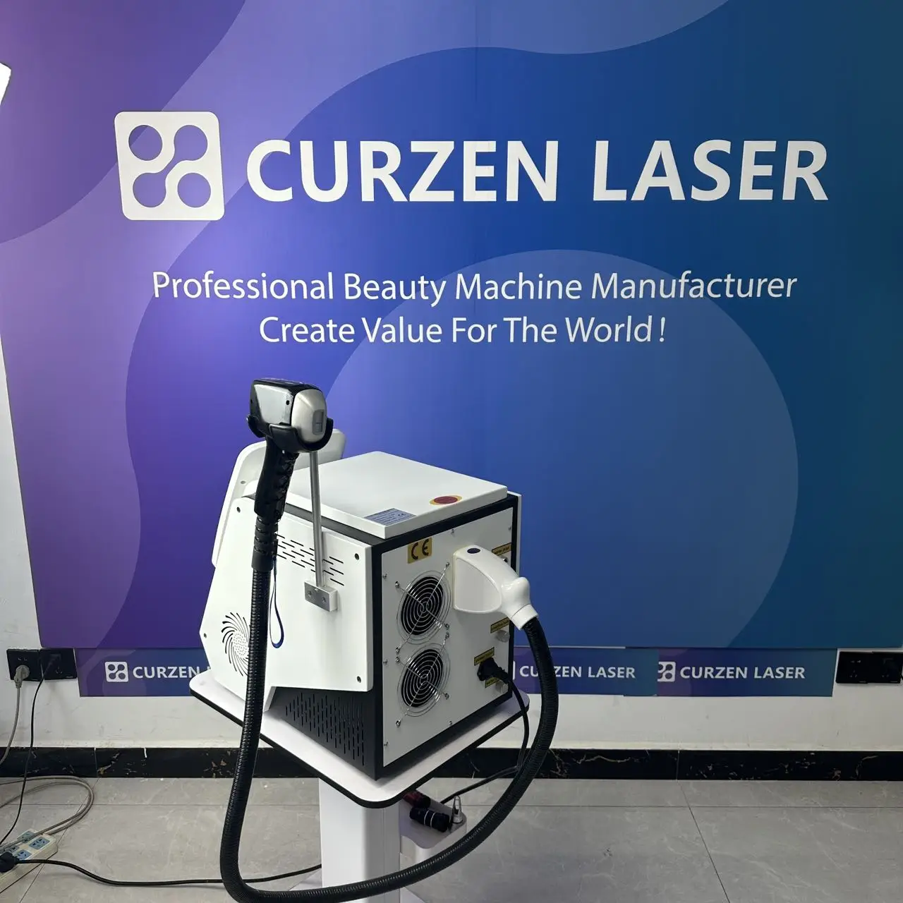 Laser up. Starteam лазертаг. Surefire x600. Лазерный дальномер с лучом. X400 flashlight.