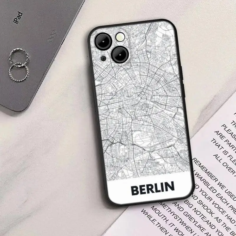 Чехол для iPhone с принтом в ассортименте