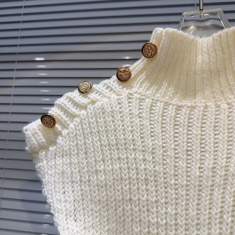 DEAT Нишевый вязаный жилет с металлической пряжкой и полувысоким воротником для