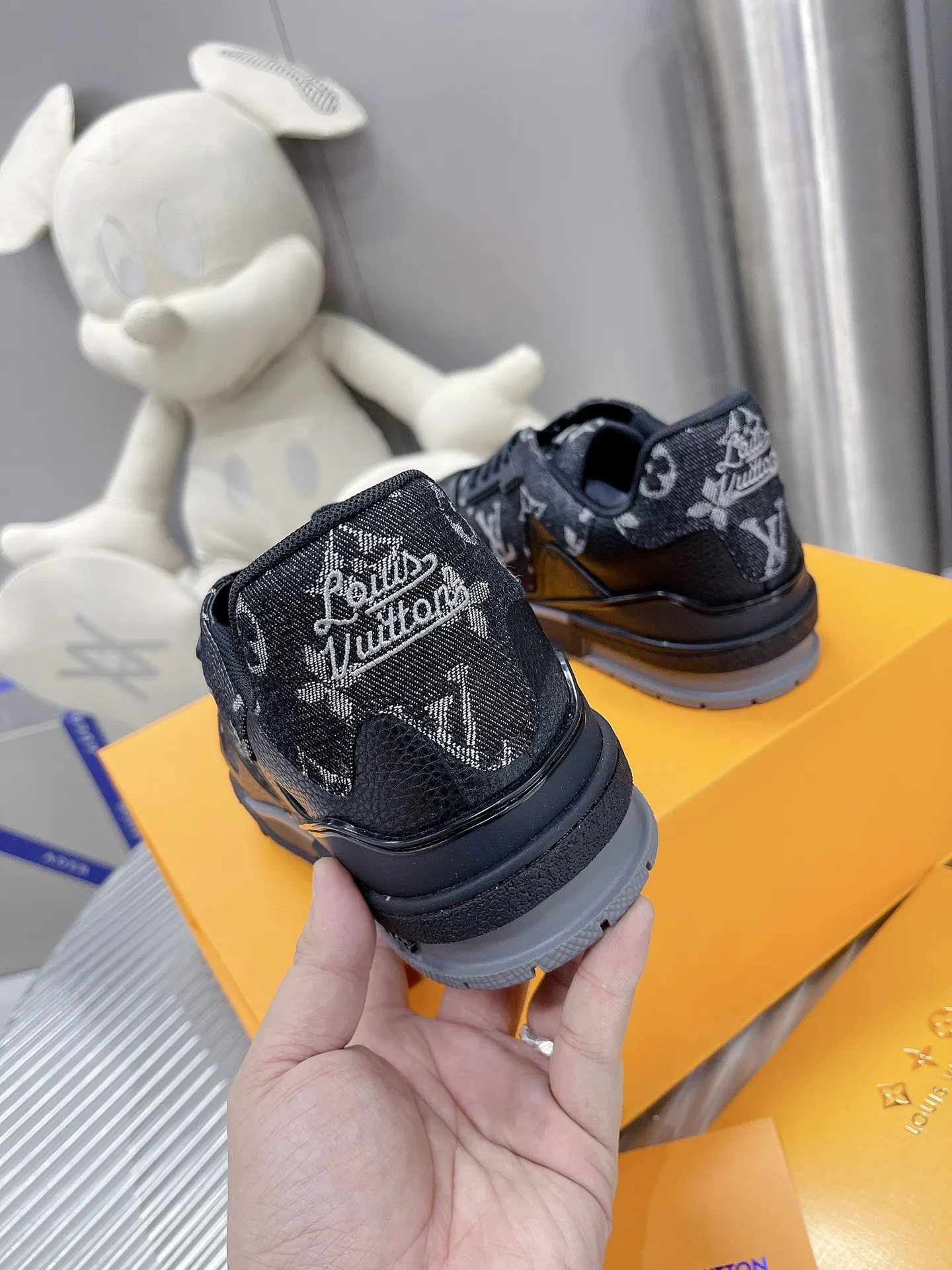 Кроссовки Louis Vuitton высокое качество Износостойкий Сейсмостойкий дышащий Мода