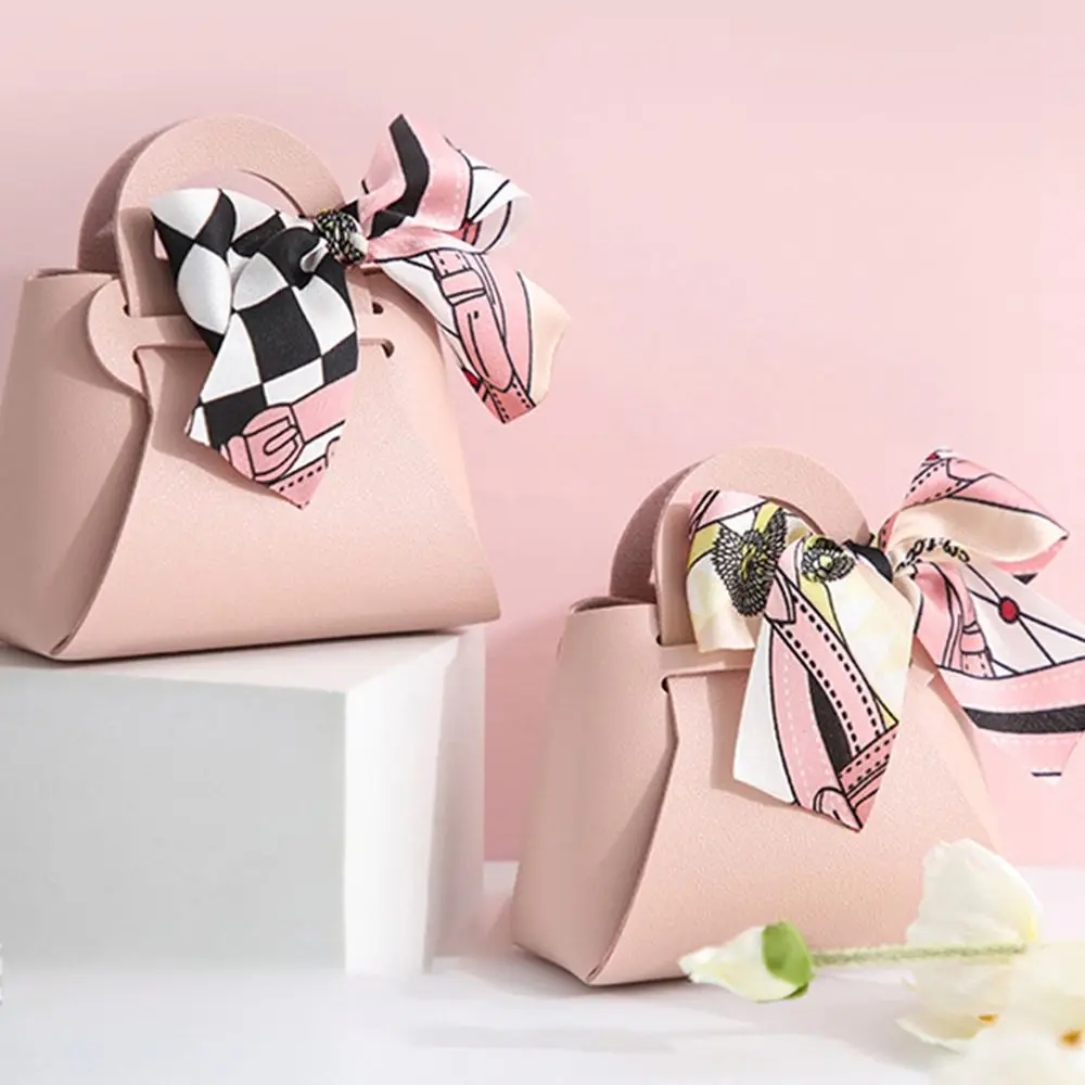 

Party Wedding Favor Gift Boxes Chocolate Candy Gift Bags New Handbag Shape Ribbon Bow Small Leather Packing Box Supplies 5PCS