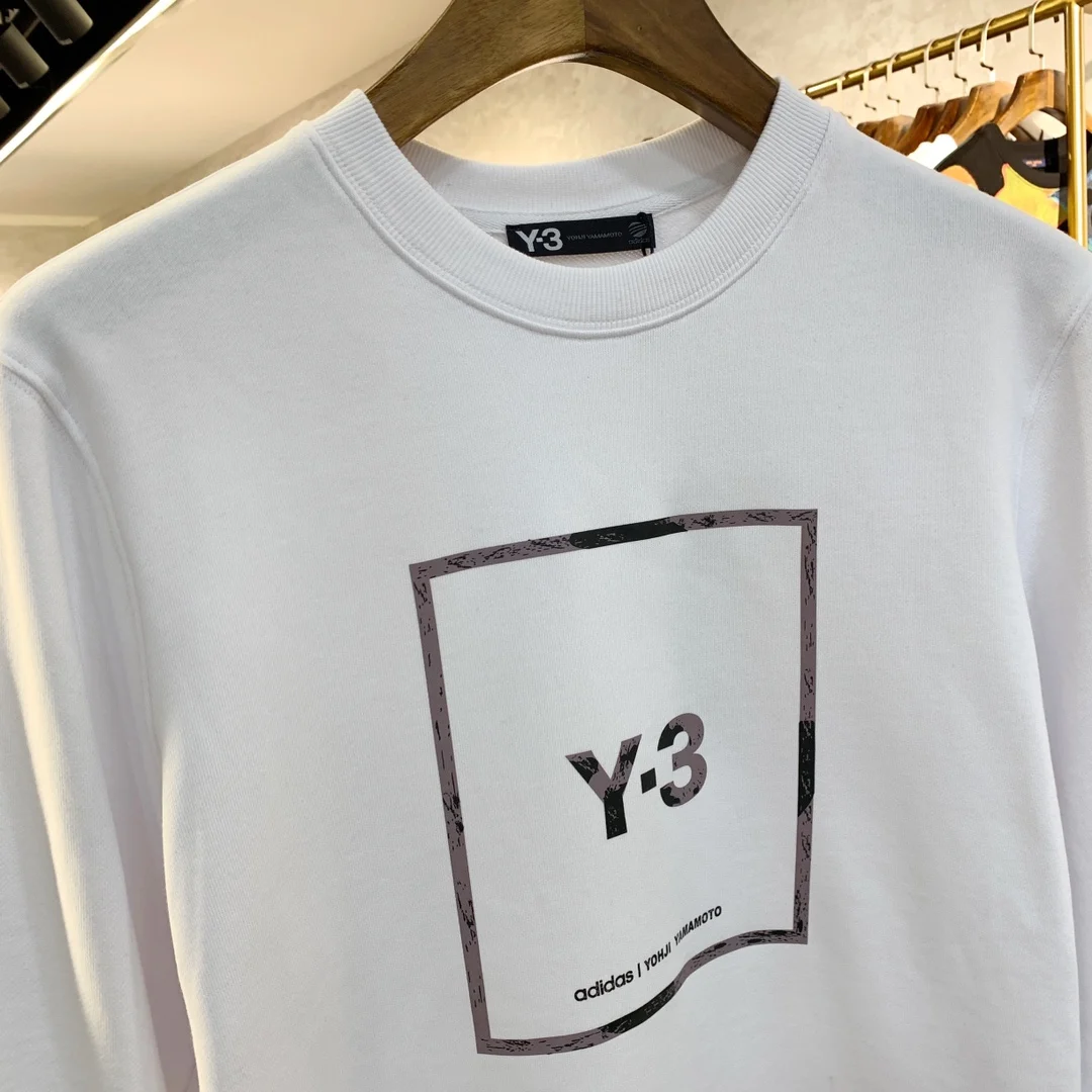 Рисунок 4 - Пуловер Yamamoto для осени и зимы