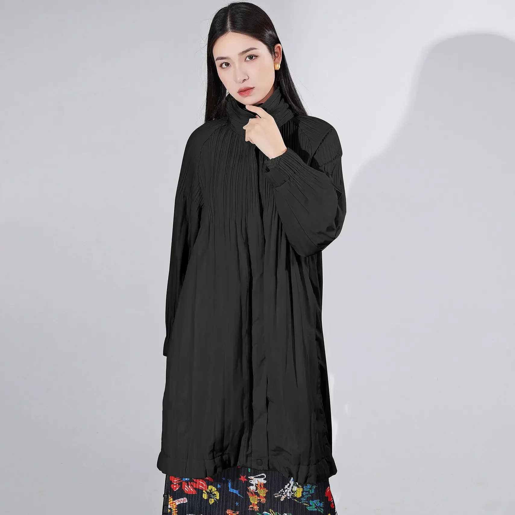 Плиссированная хлопковая зимняя женская Толстая теплая куртка средней длины на