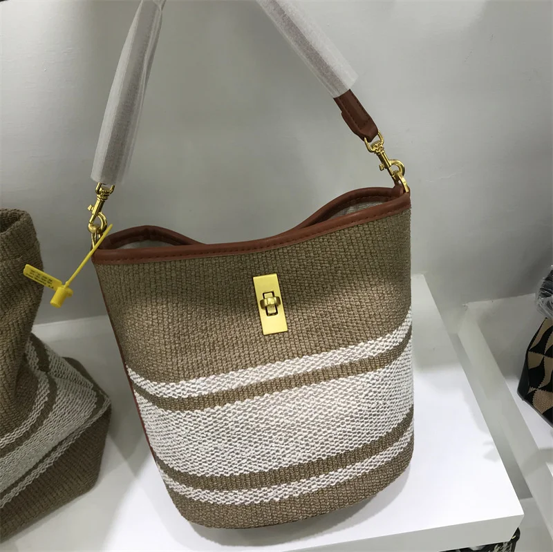 

high quality luxury brand Popular Design Contrast Stripe Canvas Bucket Female 2023 Autumn and Winter New Fashion Versatile One S