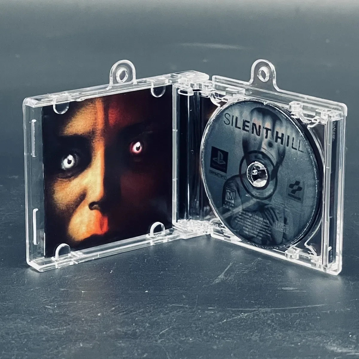 Фото Брелок для ключей игры Silent Hill MINI Music CD NFC Akira Yamaoka, альбом Play Songs, брелок для ключей, ожерелье для косплея, акриловая подвеска, аксессуары №2