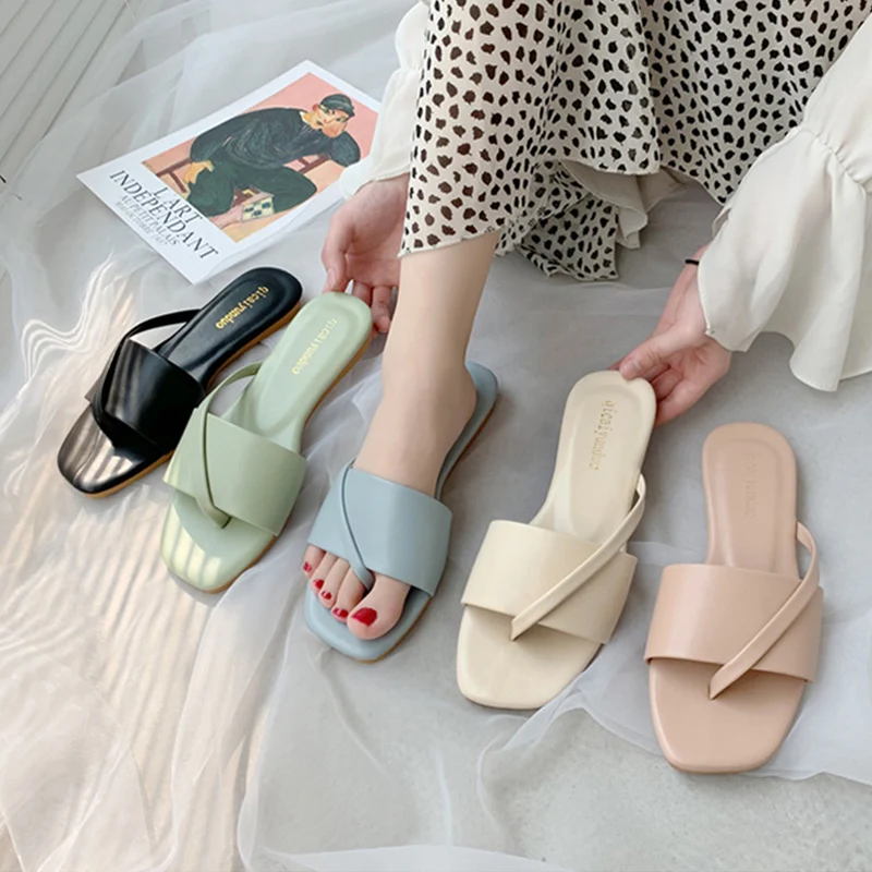 

2022 Summer Women Shoes Rose Platform Shoes Sandal Platform Fashion Shoes Rivet Sandals Open Toe Shoes Furry Slides for Women