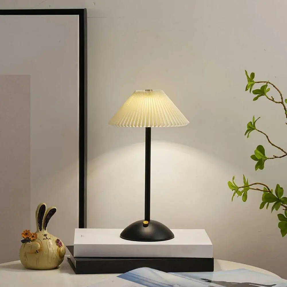 Беспроводной настольный светильник в скандинавском стиле светодиодная