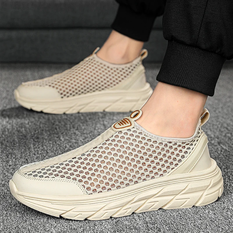 

Мужские повседневные дышащие кроссовки, модель 2023 года, летняя дышащая сетчатая женская обувь без шнуровки, прогулочная обувь для мужчин, уличная теннисная обувь на платформе