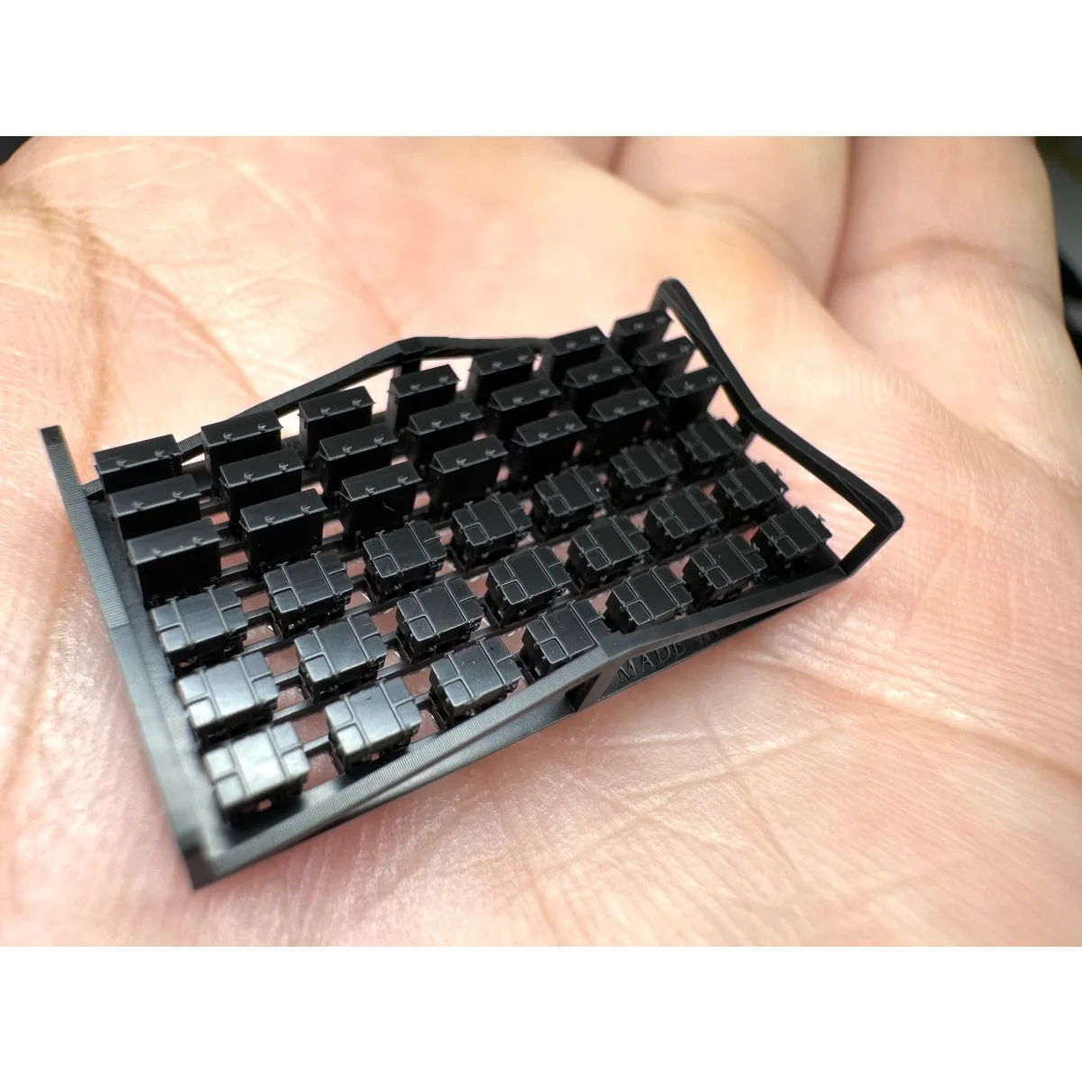 Фото МОДЕЛЬ MUYI R350014 1/350 IJN ТИП 96 25 мм AAGUN AMMUNITION BOX ЧАСТЬ 3D-печати №4