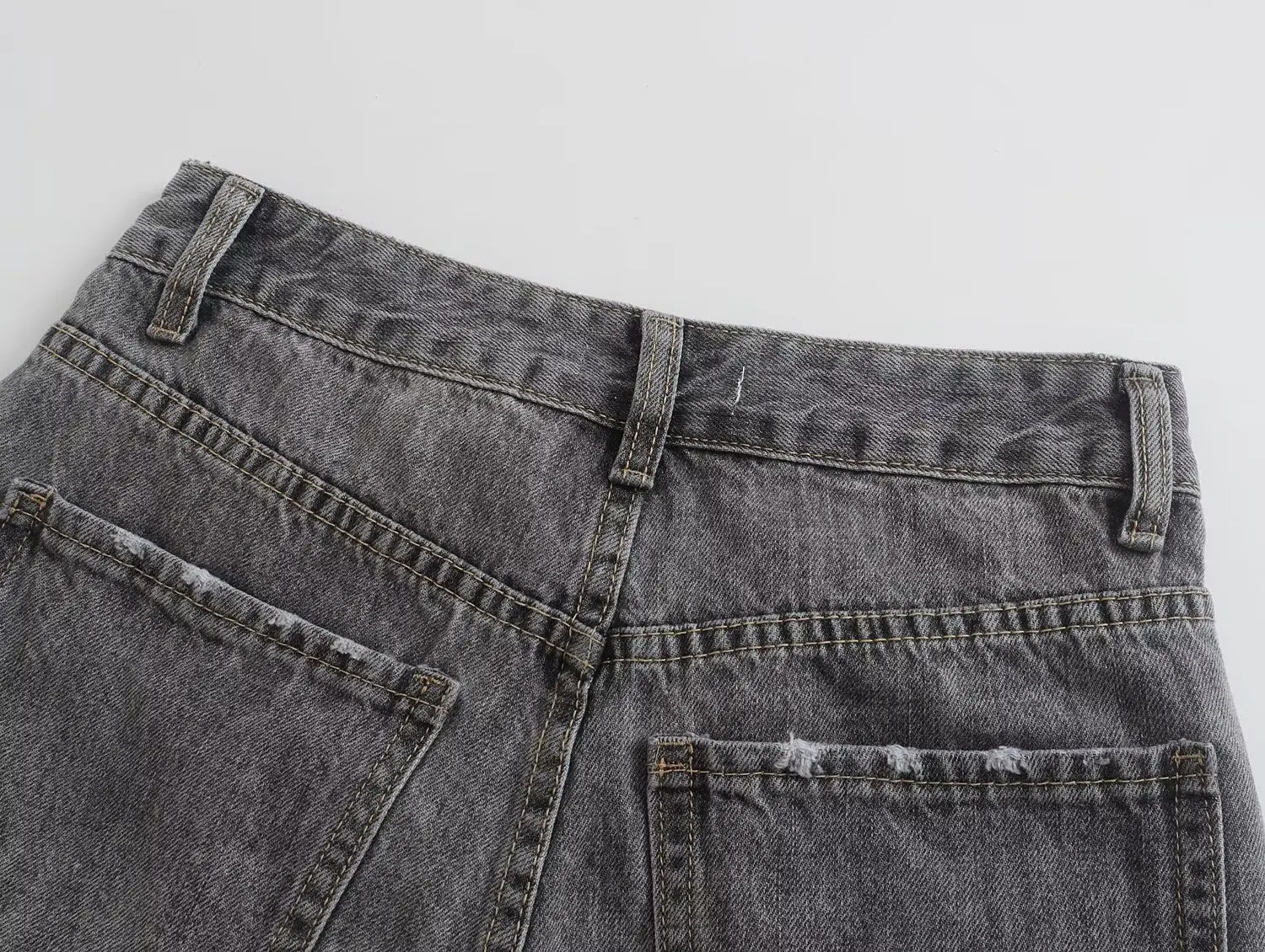 Jenny&Dave Summer Pure Cotton Girls Frayed Distressed Denim Mom Shorts Women Fashion High Street Casual Bermuda