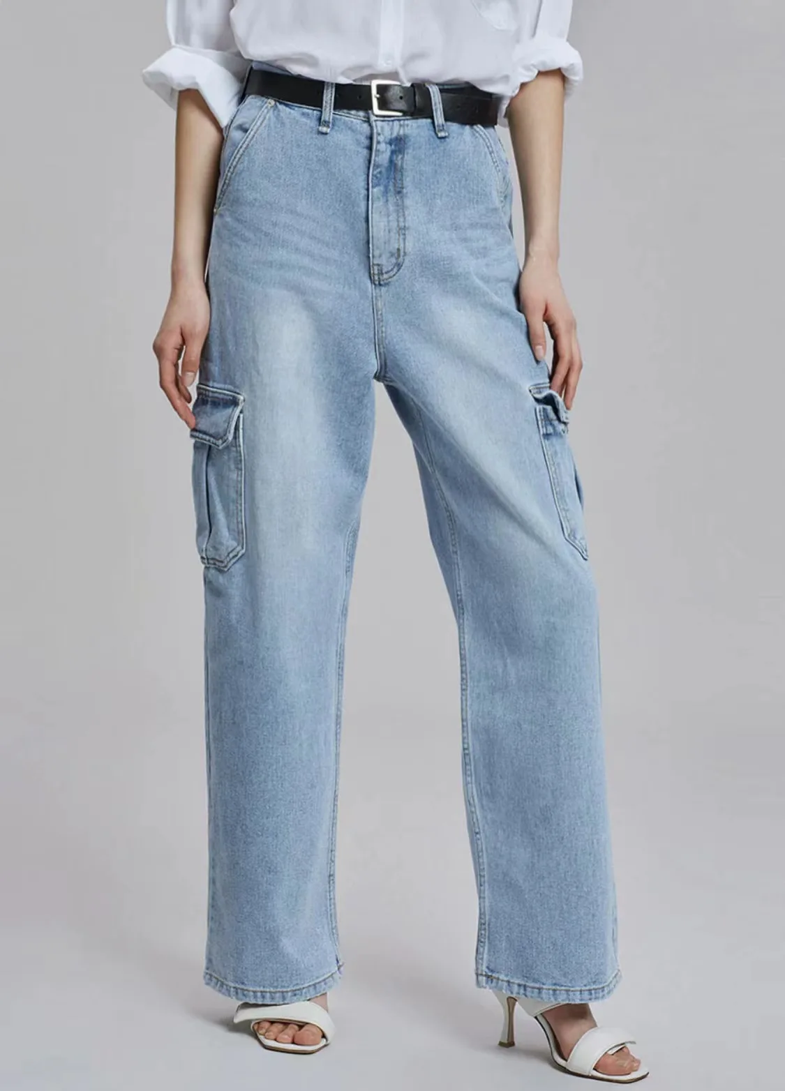 Women's Multi-pocket Straight Cargo Jeans , Fashion Lady Simple Light Blue Denim Pants,  Japanese and Korean Style