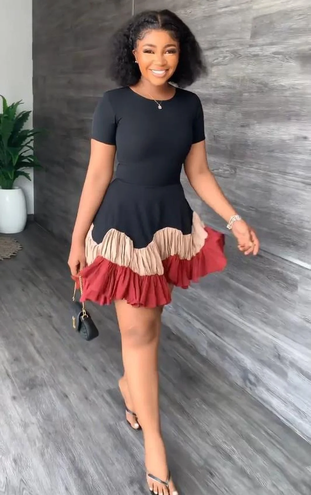 

2022 Women Summer Ruffles Dress Women Fashion Elegant Short Sleeve Slim Color-blocked Ruffled A-Line Mini Dress