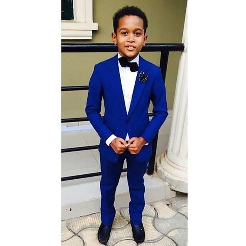

2022 Royal Blue Boys Suit Wedding Handsome Jacket Pants 2 Piece Kids Dinner Dresses Kids Tuxedos