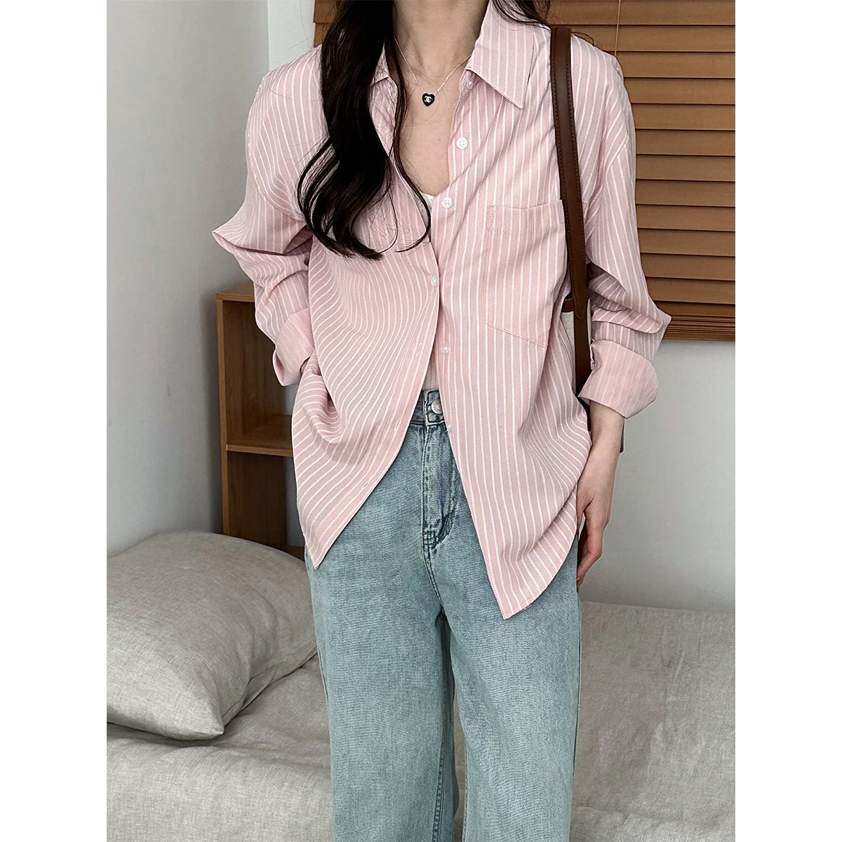 

2023 Korean Simple Stripe Shirts Pink Long Sleeve Loose Design Top