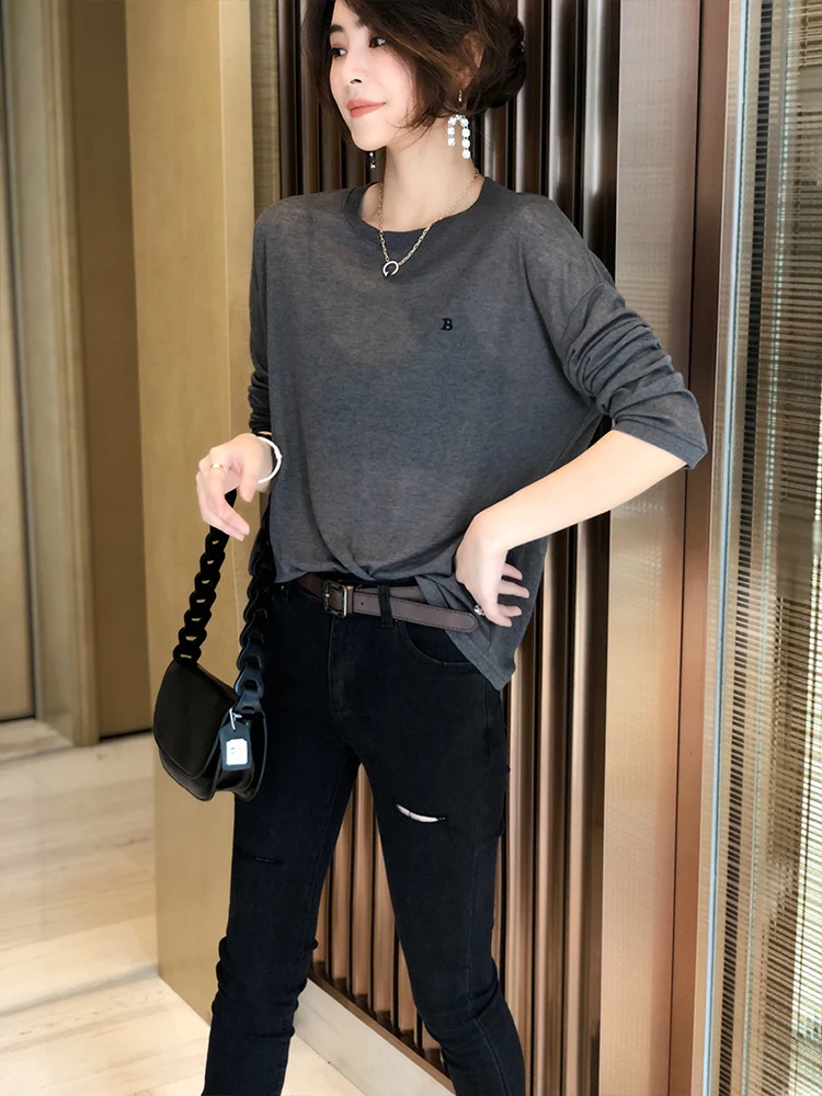 

2022Long-sleeved t-shirt women's summer new loose cotton half-sleeved t-shirt top thin slightly transparent