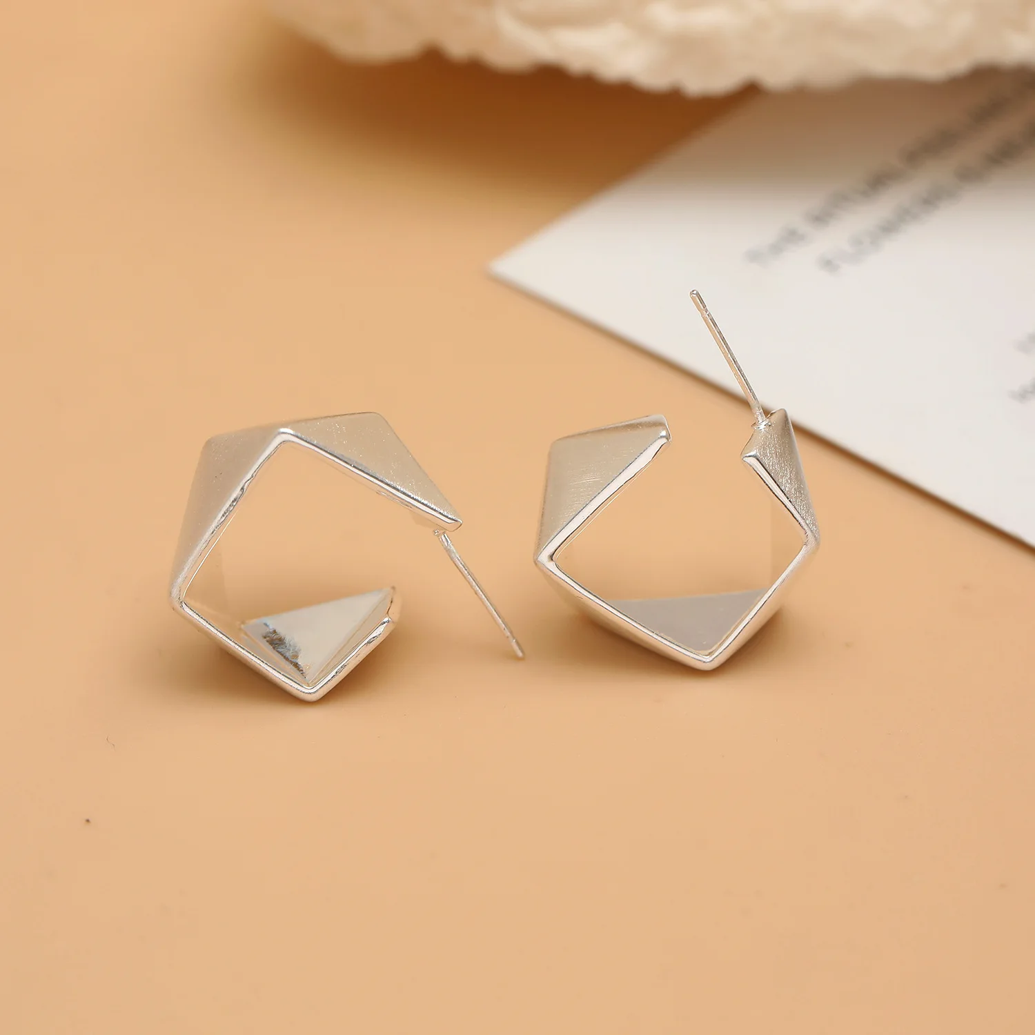 Punk Irregular Geometric Drop Stud Earrings for Women Female Fashion Exaggeration Dangle Statement Metal Party Jewelry Gifts