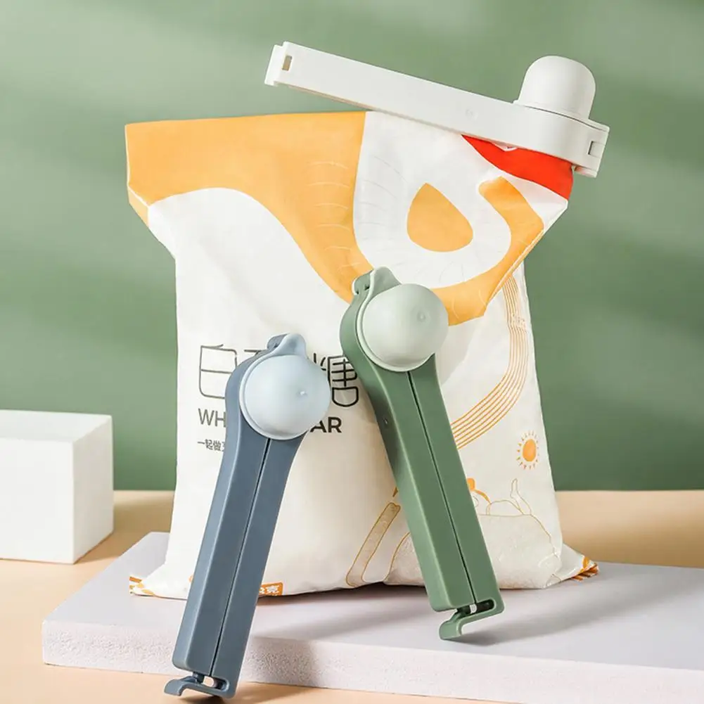 

3Pcs Excellent Sealing Clips Convenient Simple Operation Portable Sealing Clip with Discharge Nozzle