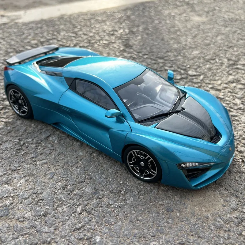 Фото Литая под давлением модель автомобиля из сплава BAIC Arcfox Racing Track Edition GT Supercar в масштабе 1:18 №1