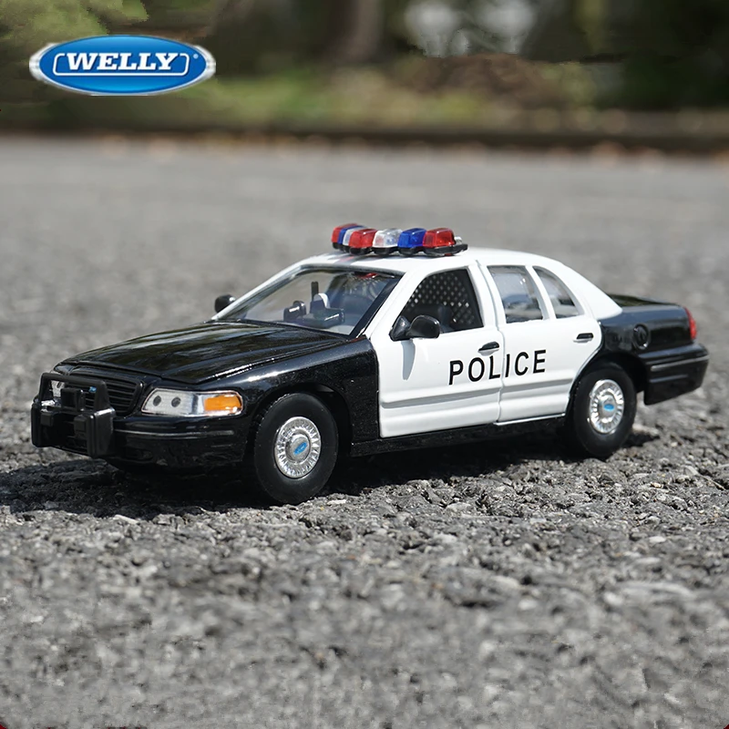 

WELLY 1:24 1999 Ford Crown Victoria Alloy Car Model Diecast Metal Toy Police Vehicles Car Model Simulation Collection Kids Gifts