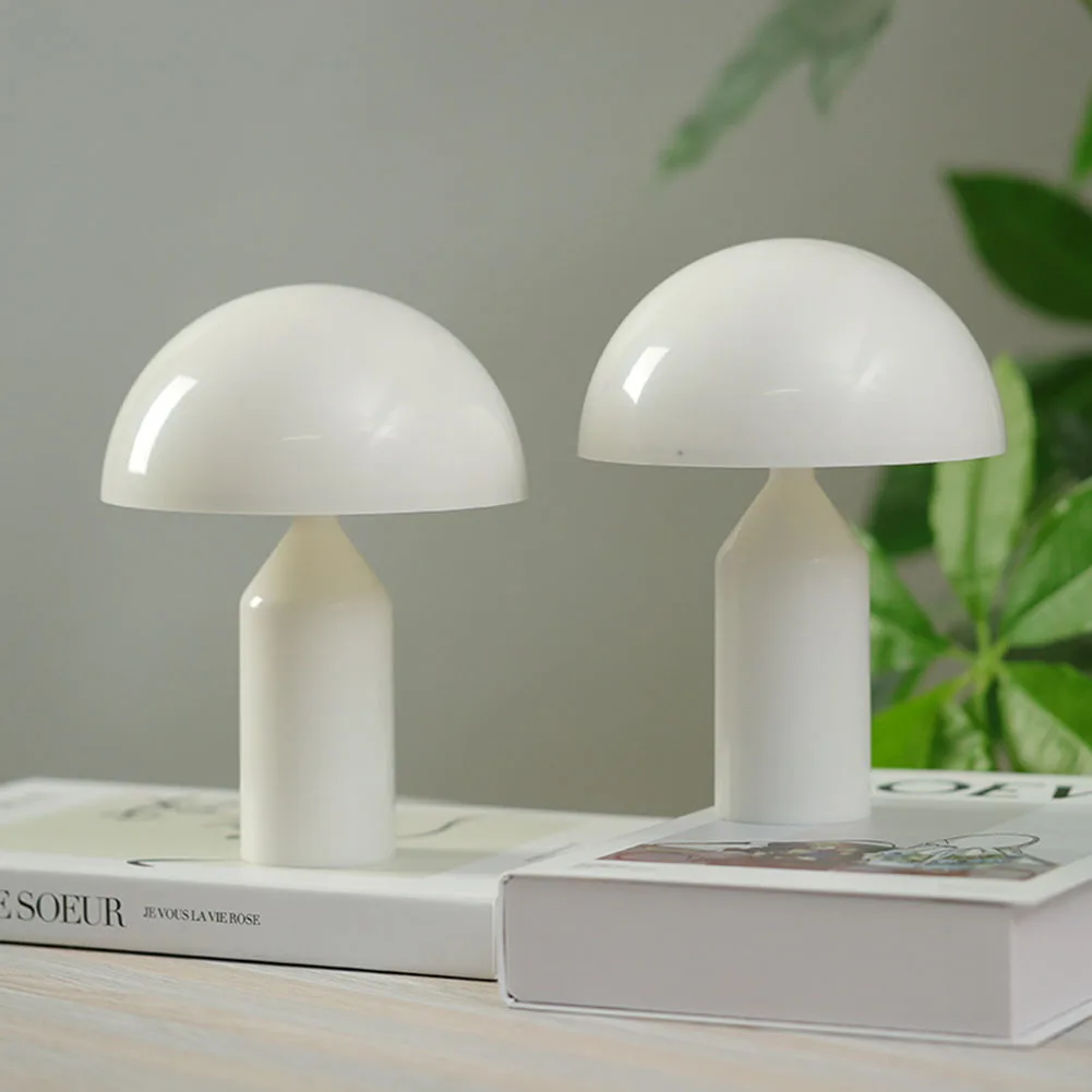 

Mushroom Touch Sensor Light Brightness Adjustable Bedroom Night Light Color Changing Minimalist Battery Operated Home Decoration