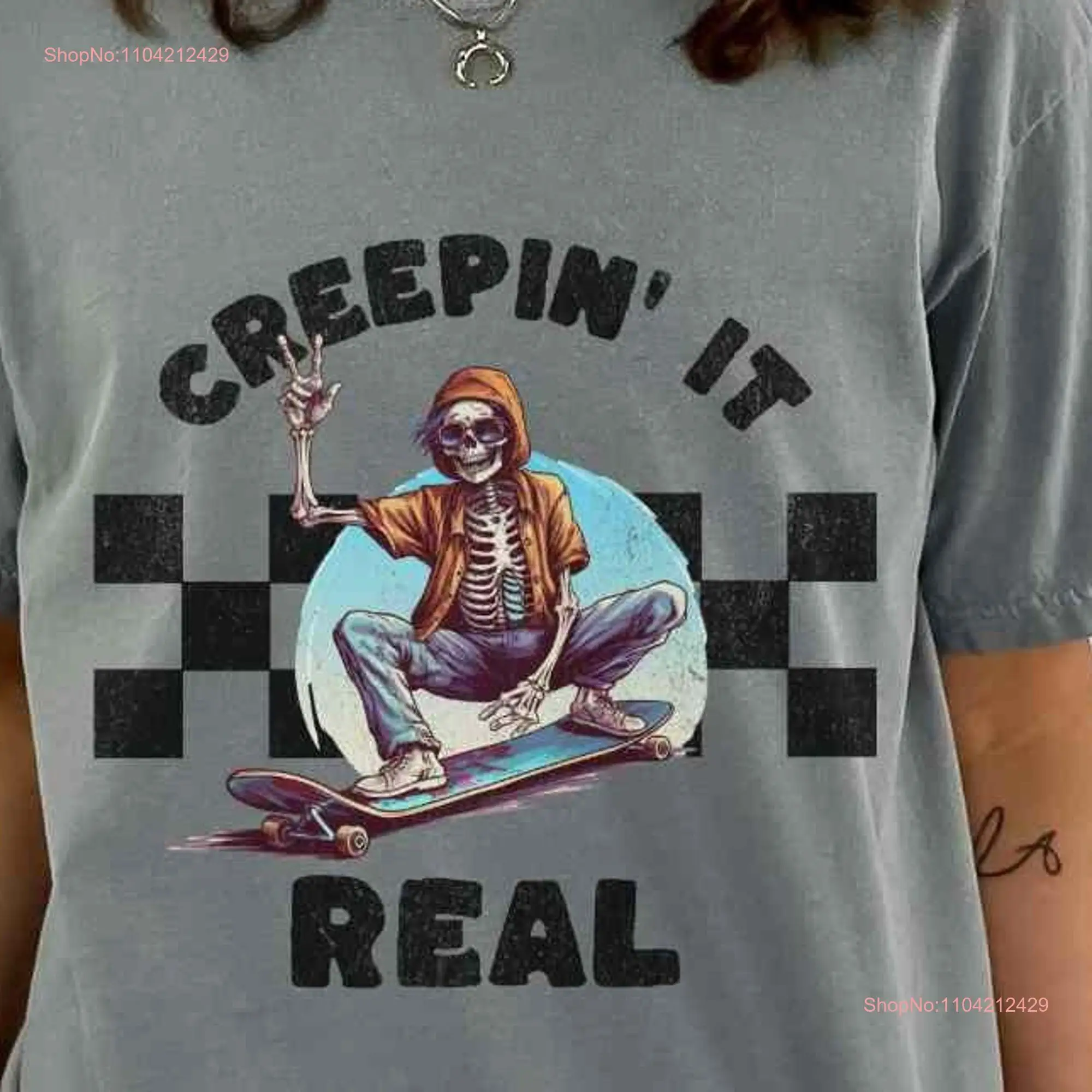 Creepin it real Скелет Комфортные цвета Футболка Скейтборд Хэллоуин для хипстера