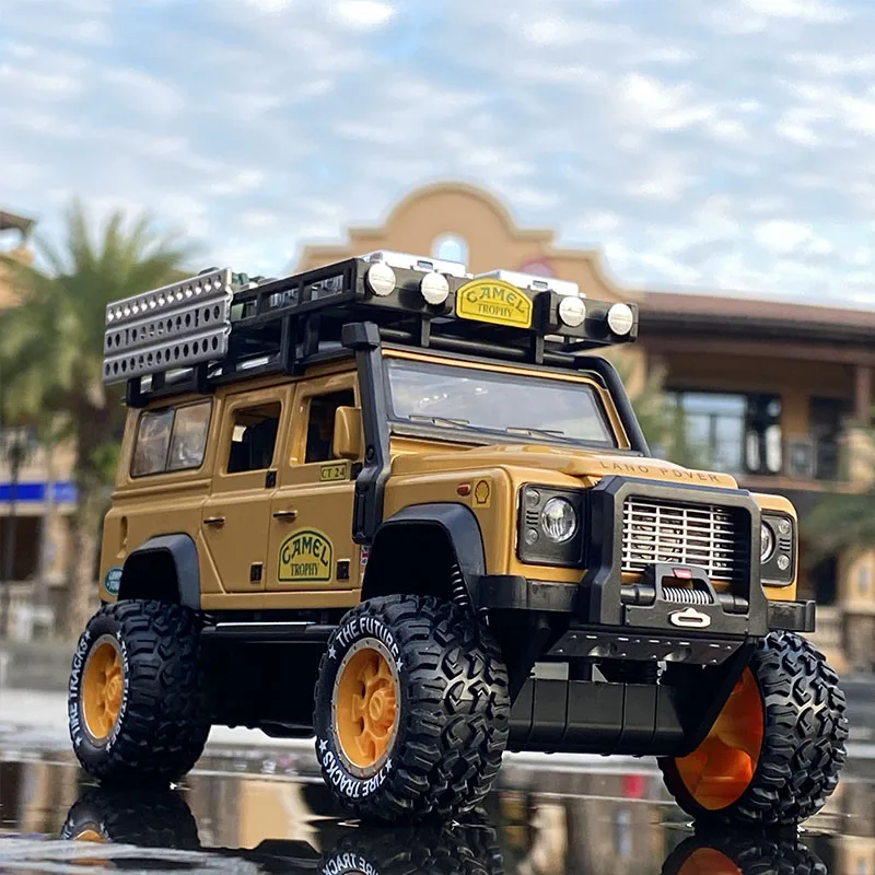 

1:28 Camel Cup Land Rover Defender Alloy Racing Car Model Diecast Toy Simulation Off-road Vehicle Car Model Childrens Toy Gift