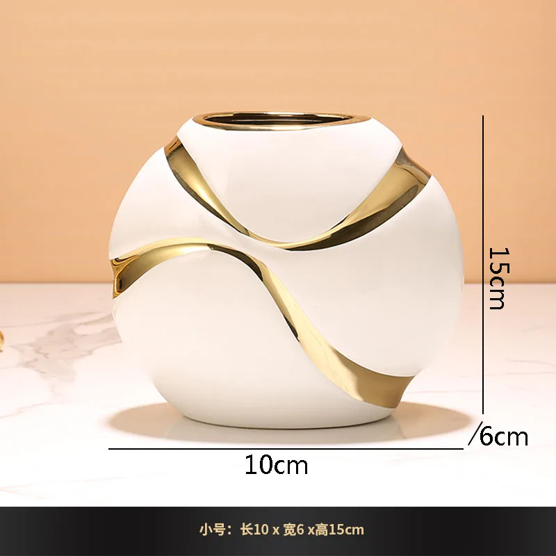 

Позолоченная керамическая ваза