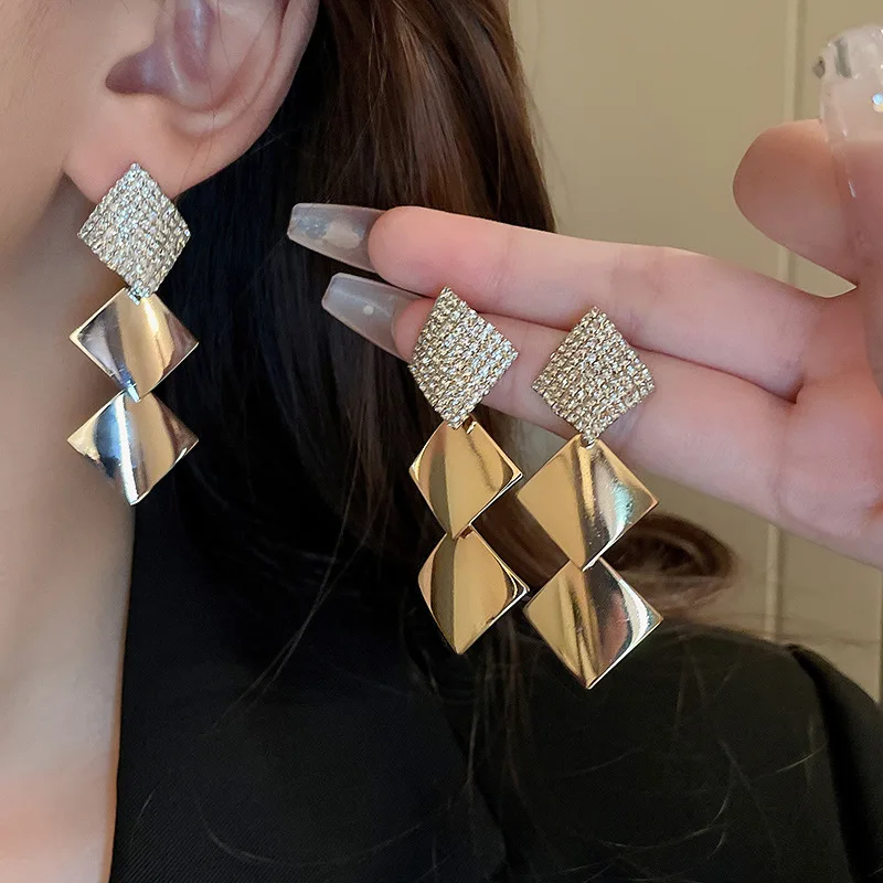 

Gold Silver Color Rhinestone Rhombus Drop Earrings For Women Vintage Jewelry Geometric Boucle d’oreille Femmes