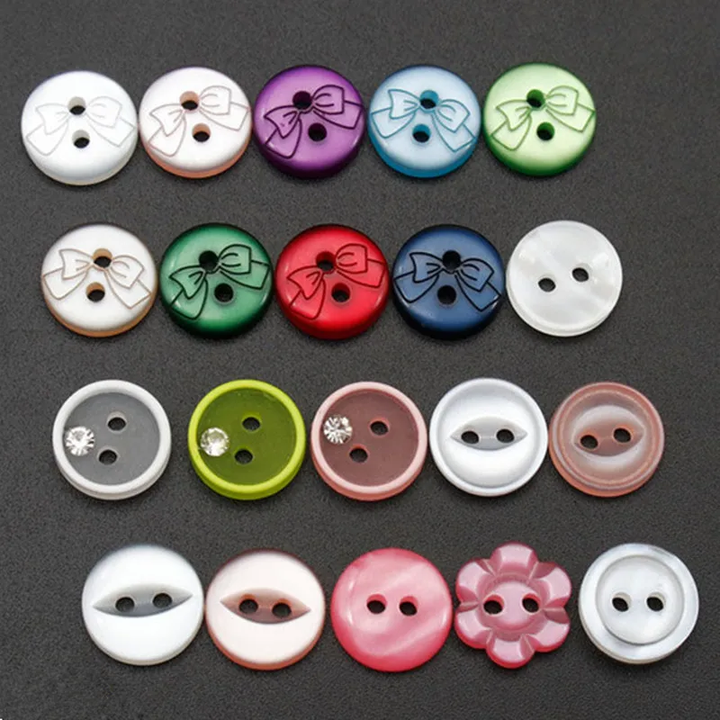 

12pcs/lot Cute Bow Buttons for DIY Women Shirt Top Sleeve 2-holes Flatback Pearl Buttons for Clothing Designers Sewing
