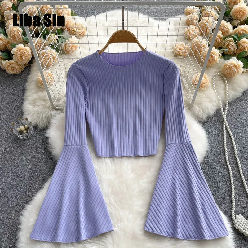 Купи Liba Sin Women Spring and Autumn Bell Sleeve Round Neck T-Shirt Women 2023 New Slim Short Knitwear Fashion Pit Top за 878 рублей в магазине AliExpress