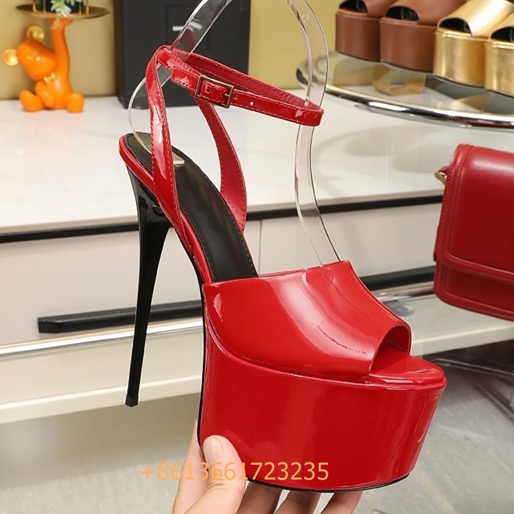 2025 женские босоножки на очень высоком каблуке из лакированной кожи с открытым