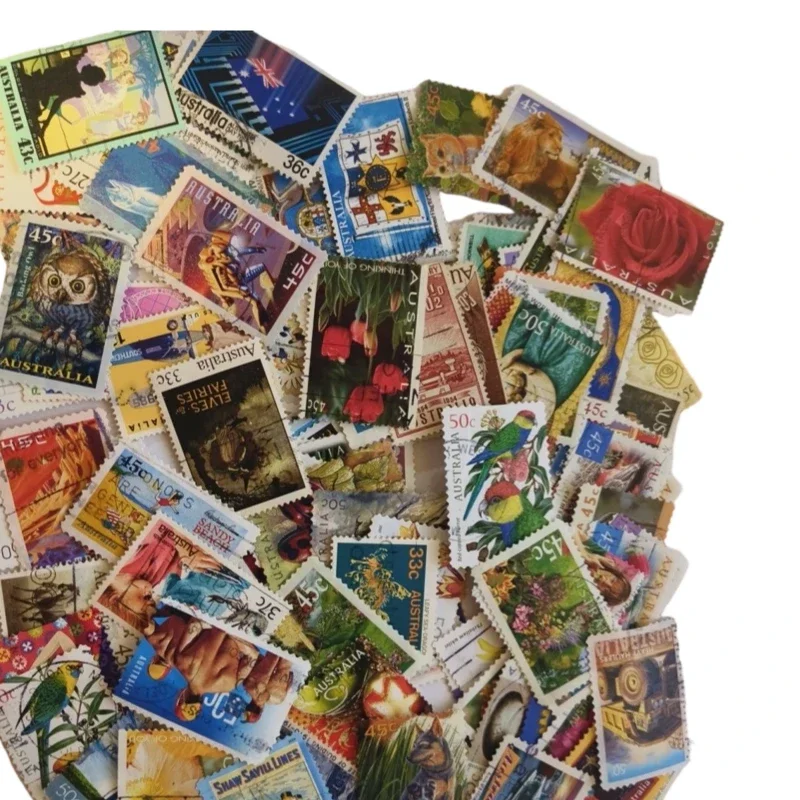 Случайные всемирно используемые и неиспользованные почтовые марки