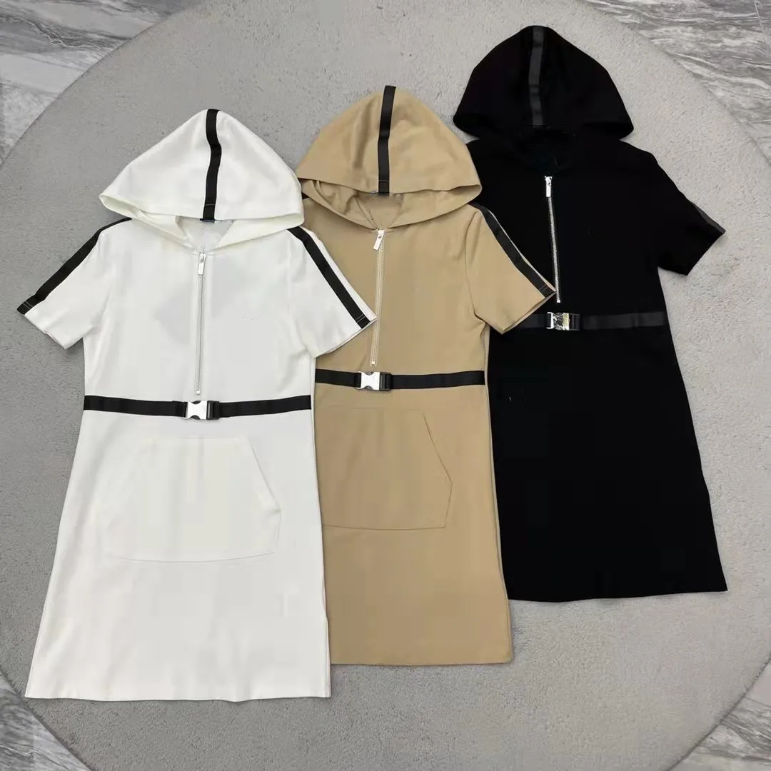 

2022 spring and summer new dress fashion hooded belt pullover casual short-sleeved knee-length stitching dress