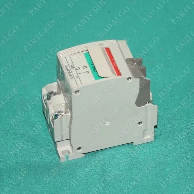 

Fuji Electric, CP32FS/2K, CP32F-S002, Circuit Protector Breaker 2a 2 Amp Din Rai