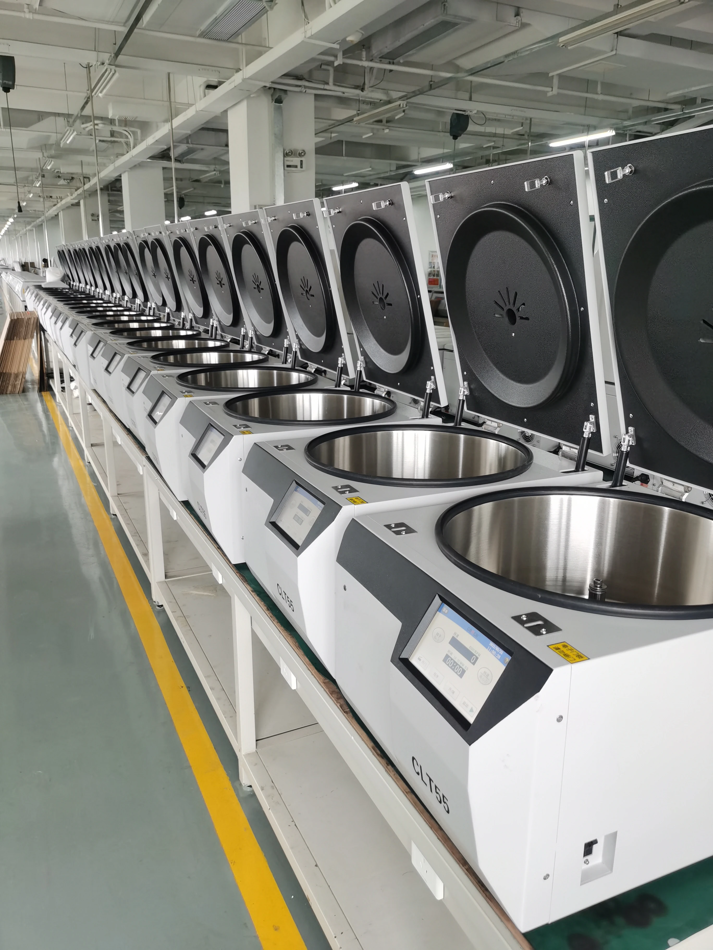 CENCE CLT55 CLT55R Банк крови 4*750 мл Низкоскоростная охлаждаемая лабораторная центрифуга