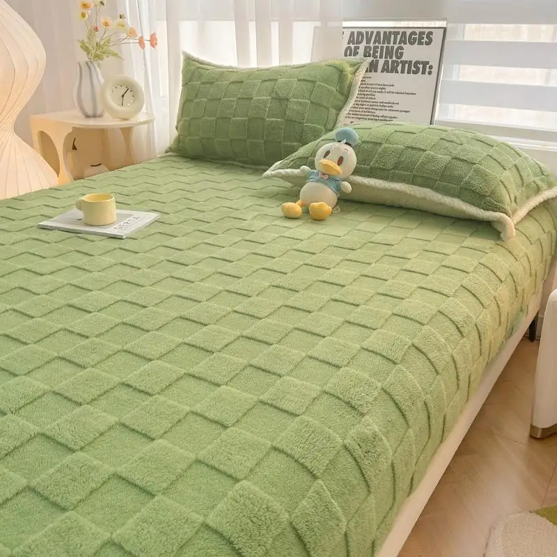 Зимняя молочная бархатная простыня цельное теплое бархатное покрывало с башней